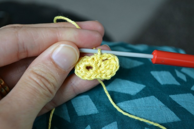 Free pattern crochet flower card